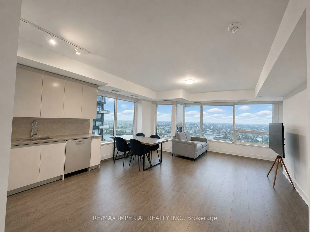 2481, Taunton, 1015 - RO River Oaks, Oakville