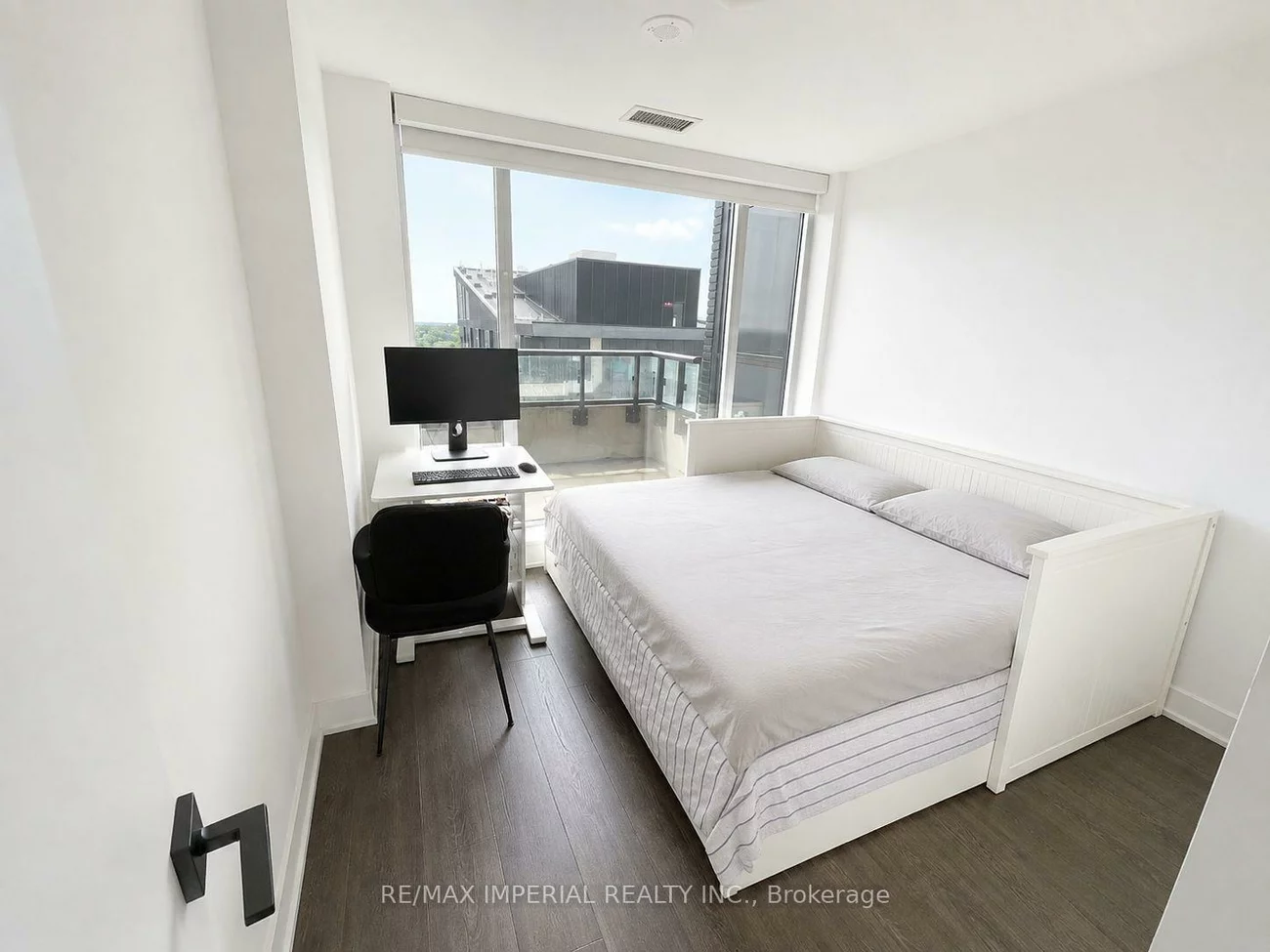 2481, Taunton, 1015 - RO River Oaks, Oakville