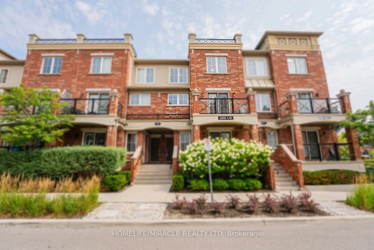 2476, Post, 1015 - RO River Oaks, Oakville
