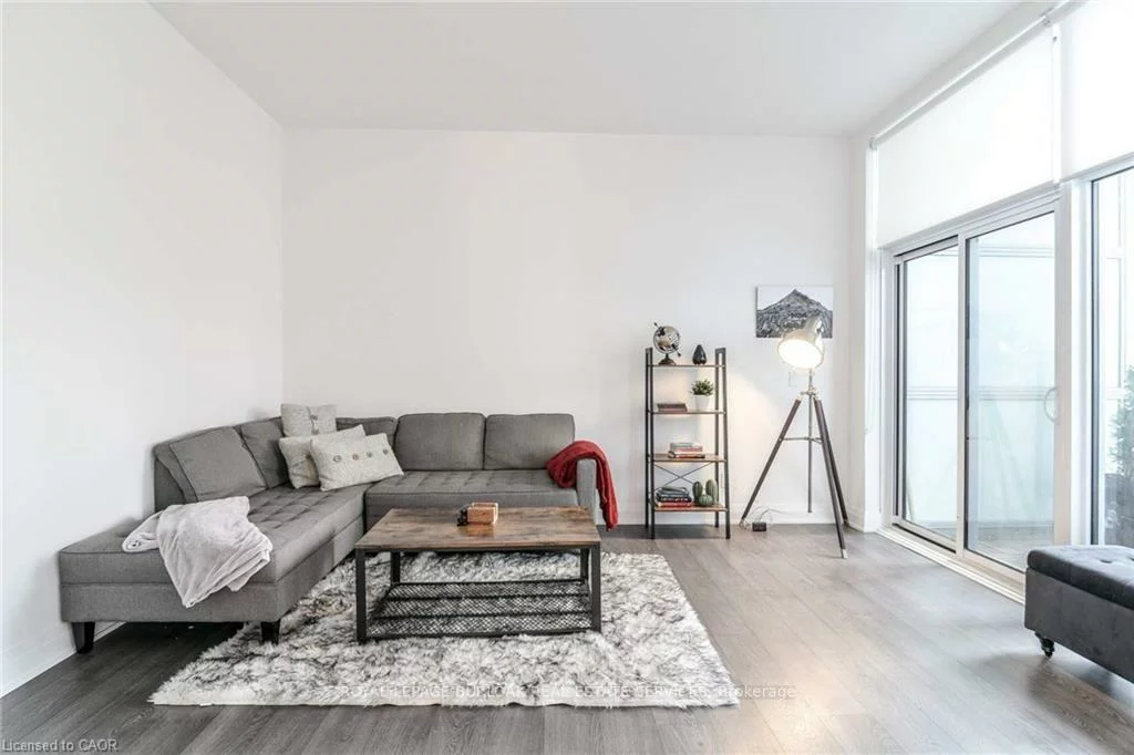 55, Speers, 1002 - CO Central, Oakville