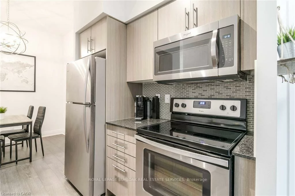 55, Speers, 1002 - CO Central, Oakville