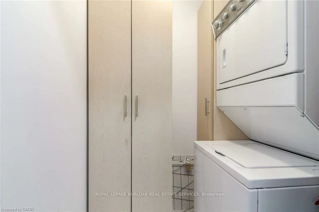 55, Speers, 1002 - CO Central, Oakville