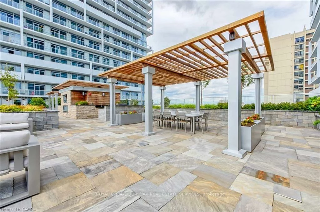 55, Speers, 1002 - CO Central, Oakville