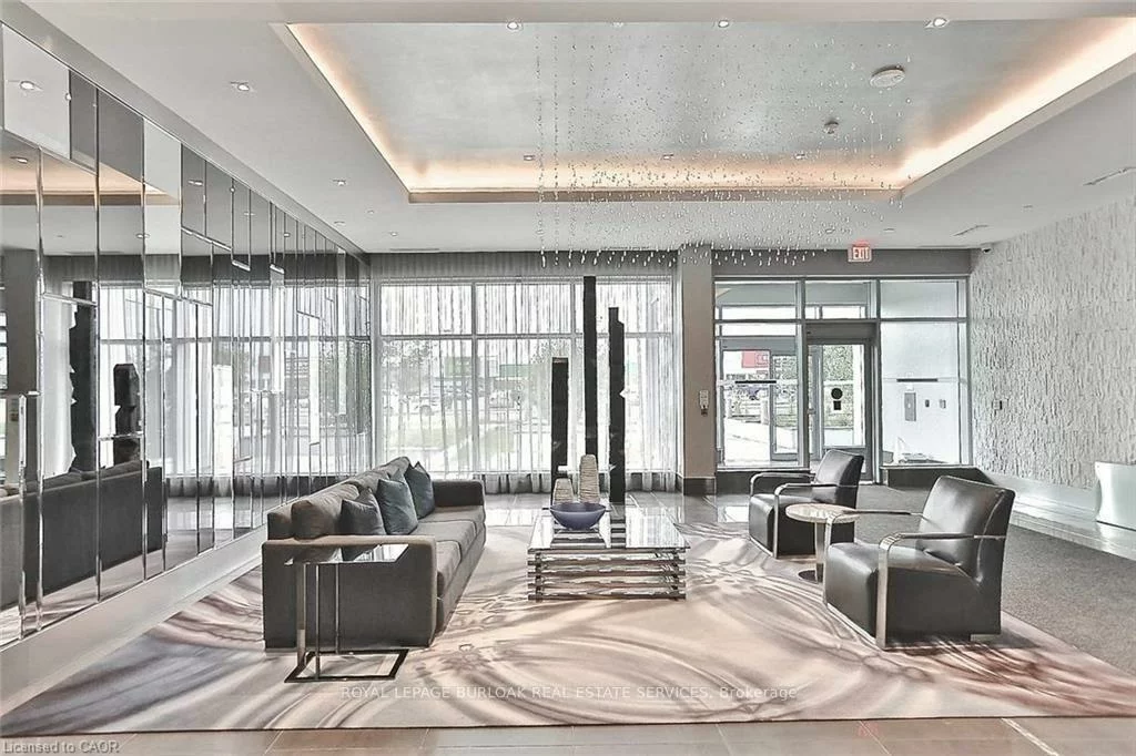 55, Speers, 1002 - CO Central, Oakville