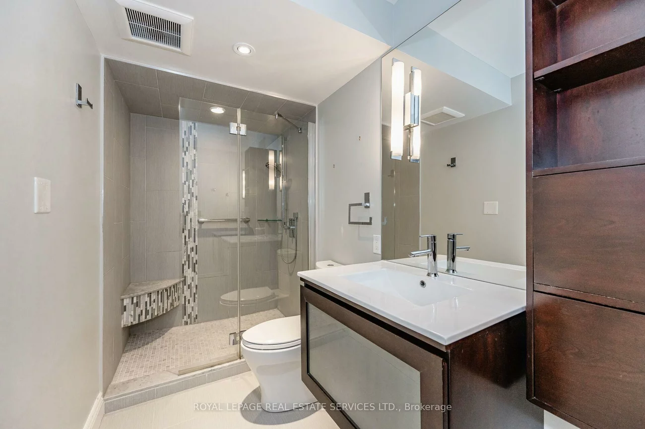 2170, Marine, 1001 - BR Bronte, Oakville