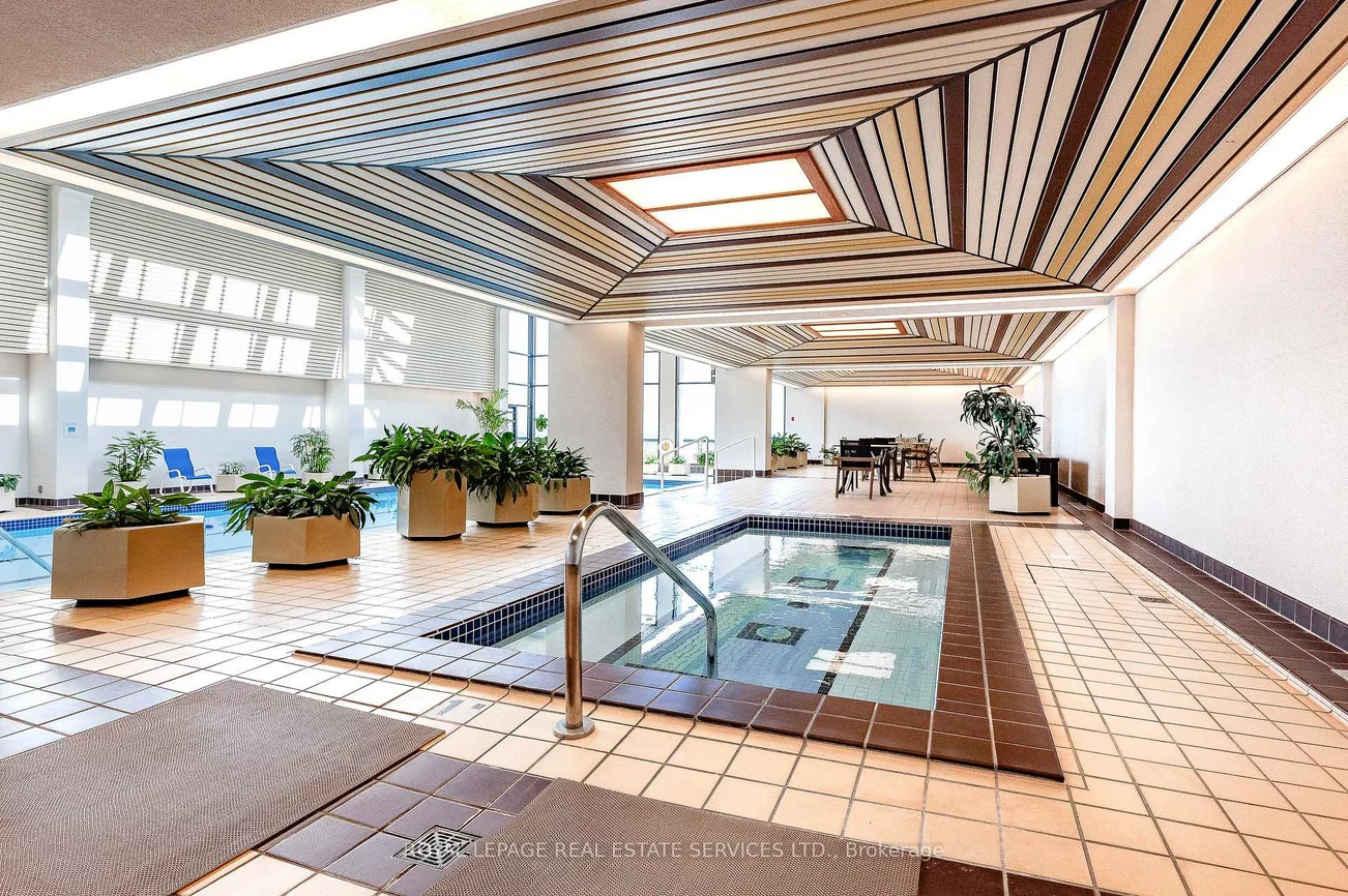 2170, Marine, 1001 - BR Bronte, Oakville