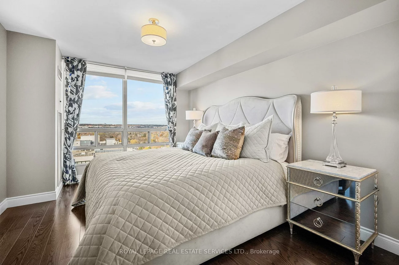 2170, Marine, 1001 - BR Bronte, Oakville