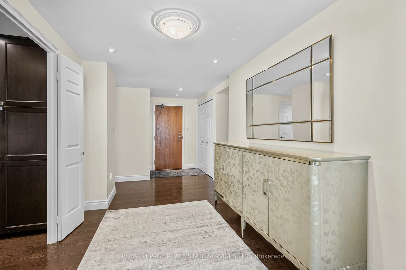 2170, Marine, 1001 - BR Bronte, Oakville
