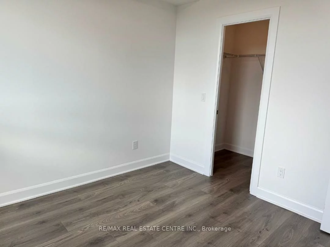 3240, William Coltson, 1010 - JM Joshua Meadows, Oakville