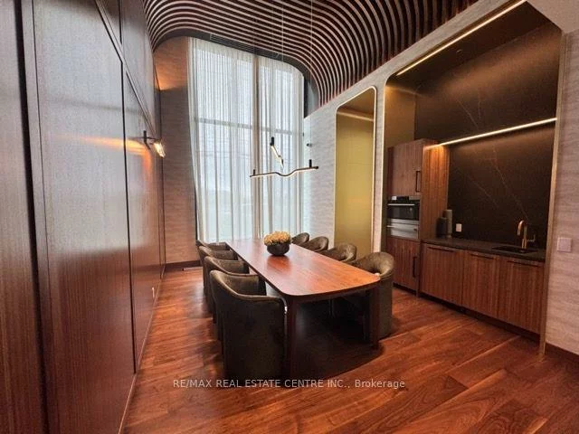 3240, William Coltson, 1010 - JM Joshua Meadows, Oakville