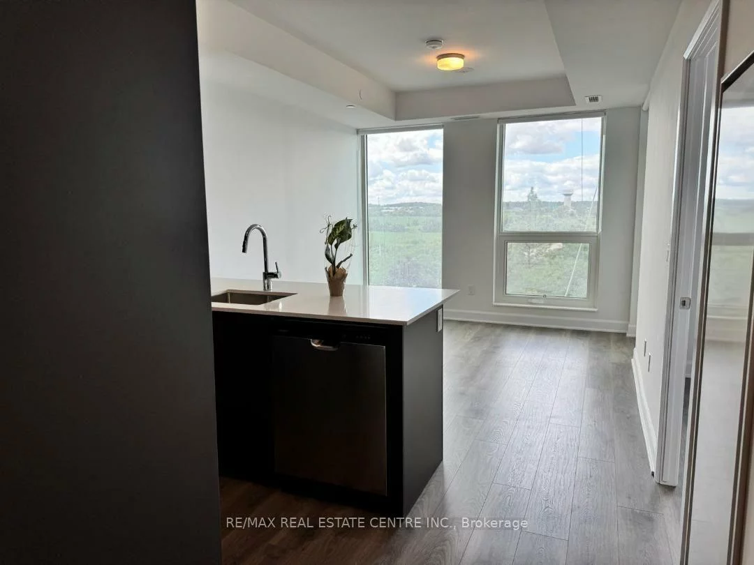 3240, William Coltson, 1010 - JM Joshua Meadows, Oakville