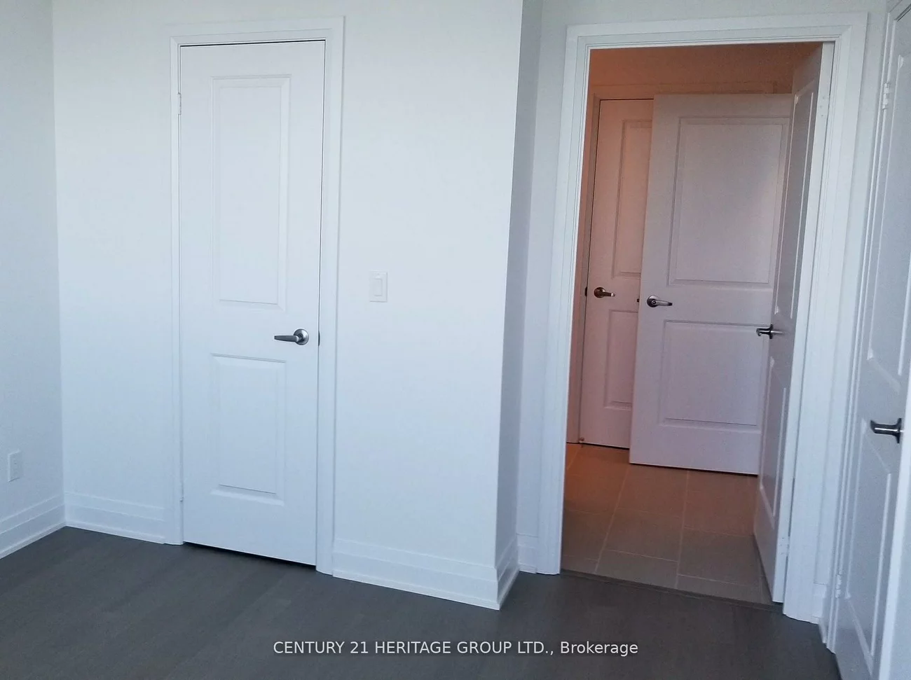 55, Speers, 1002 - CO Central, Oakville