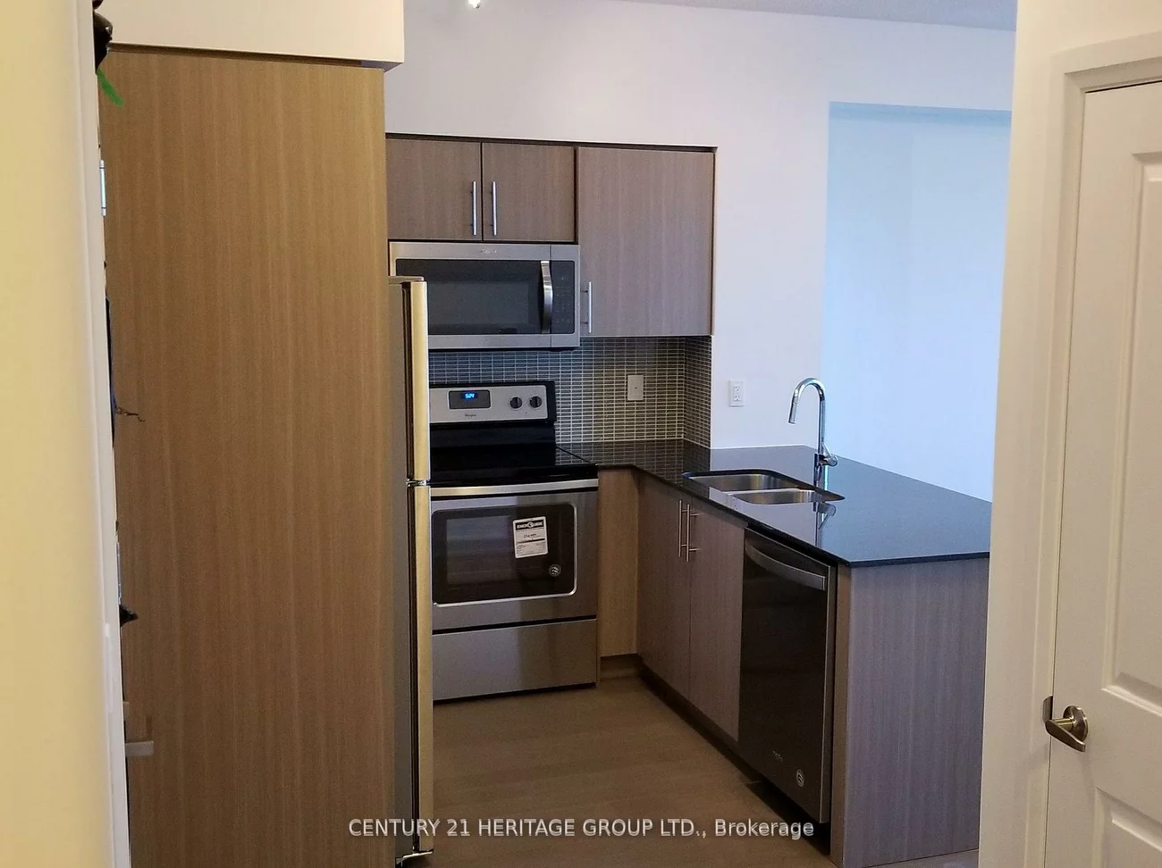 55, Speers, 1002 - CO Central, Oakville