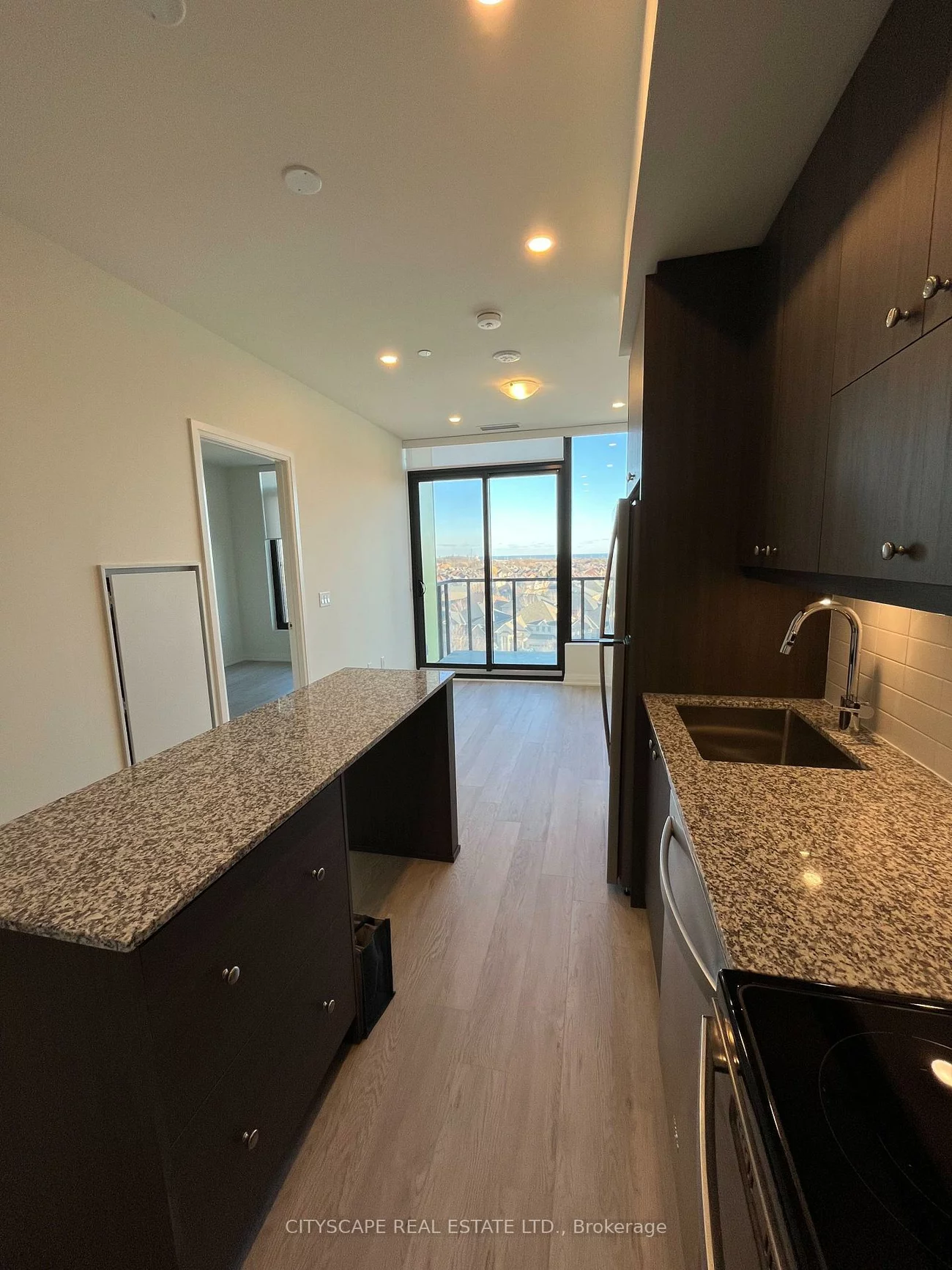1415, Dundas, 1010 - JM Joshua Meadows, Oakville