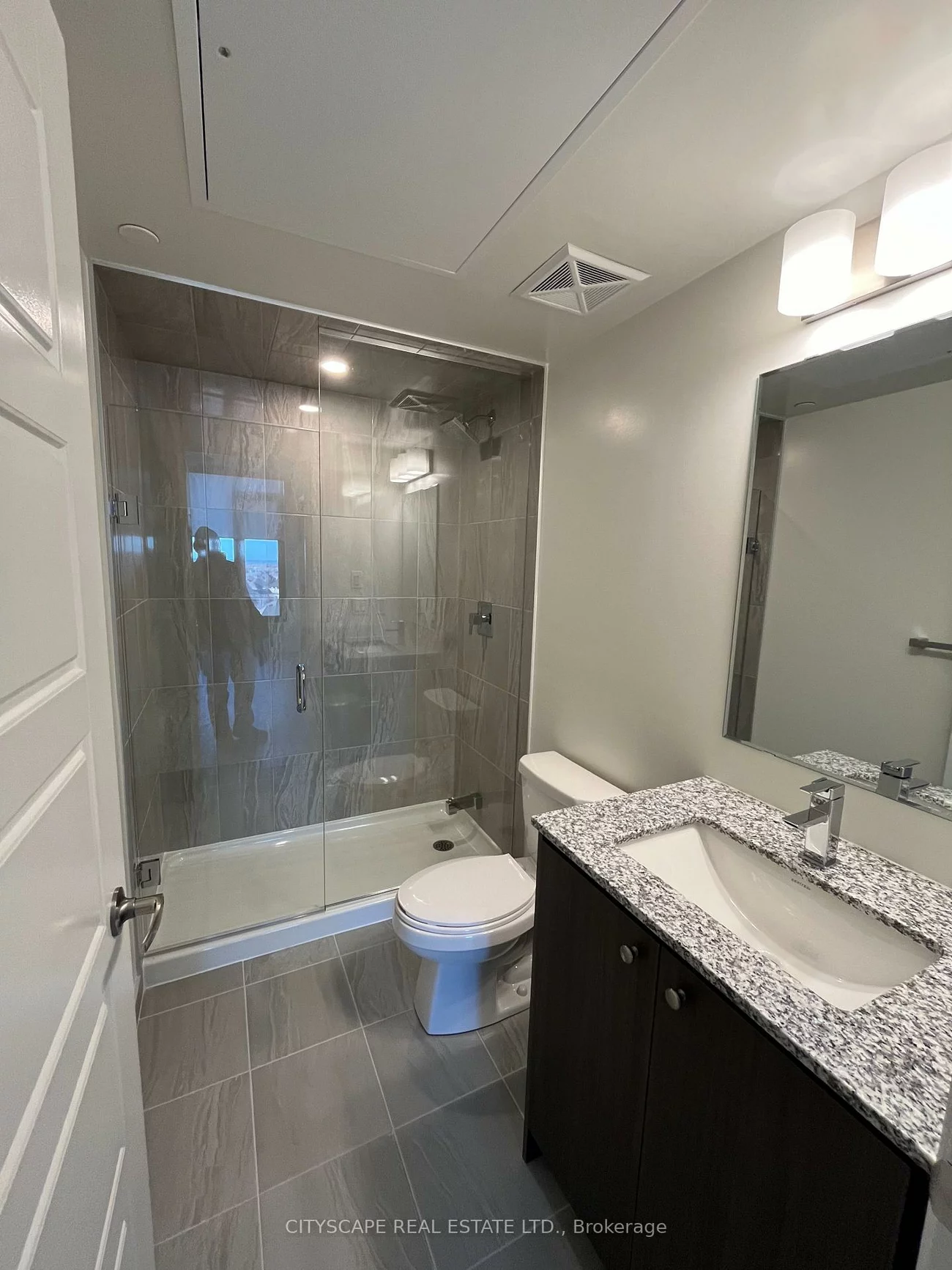 1415, Dundas, 1010 - JM Joshua Meadows, Oakville