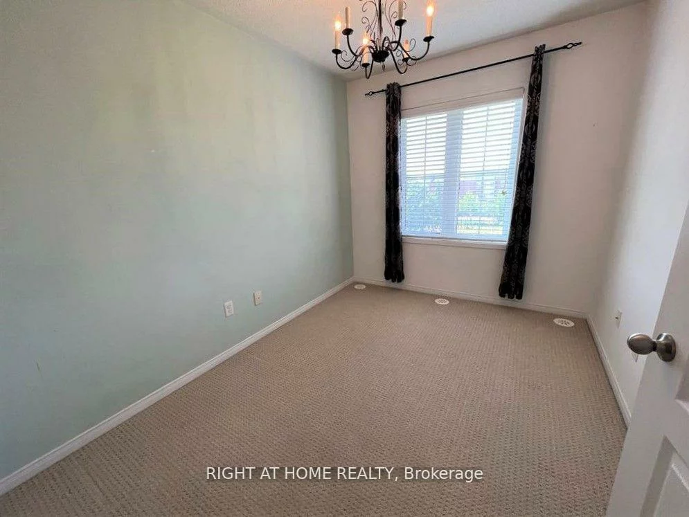 35, Hays, 1015 - RO River Oaks, Oakville