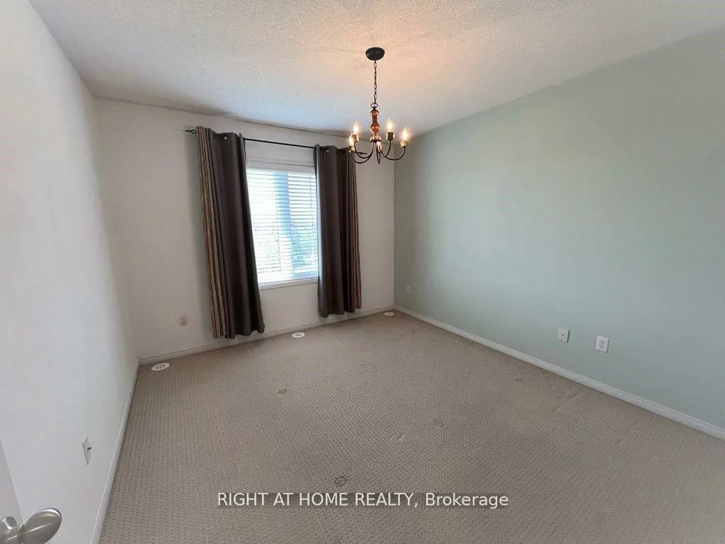 35, Hays, 1015 - RO River Oaks, Oakville