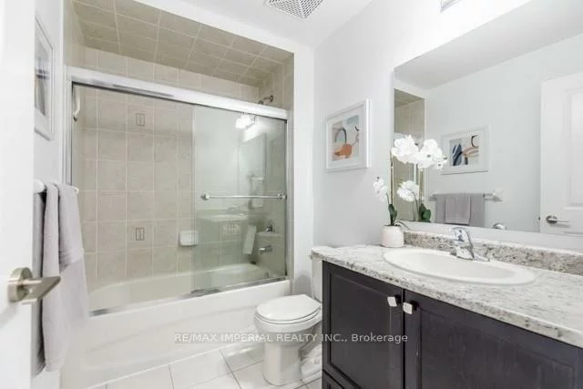 277, Gatwick, 1015 - RO River Oaks, Oakville