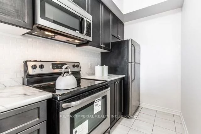 277, Gatwick, 1015 - RO River Oaks, Oakville