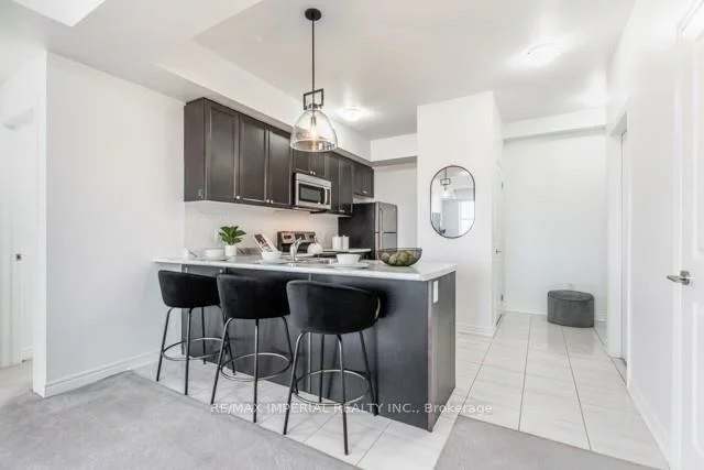 277, Gatwick, 1015 - RO River Oaks, Oakville