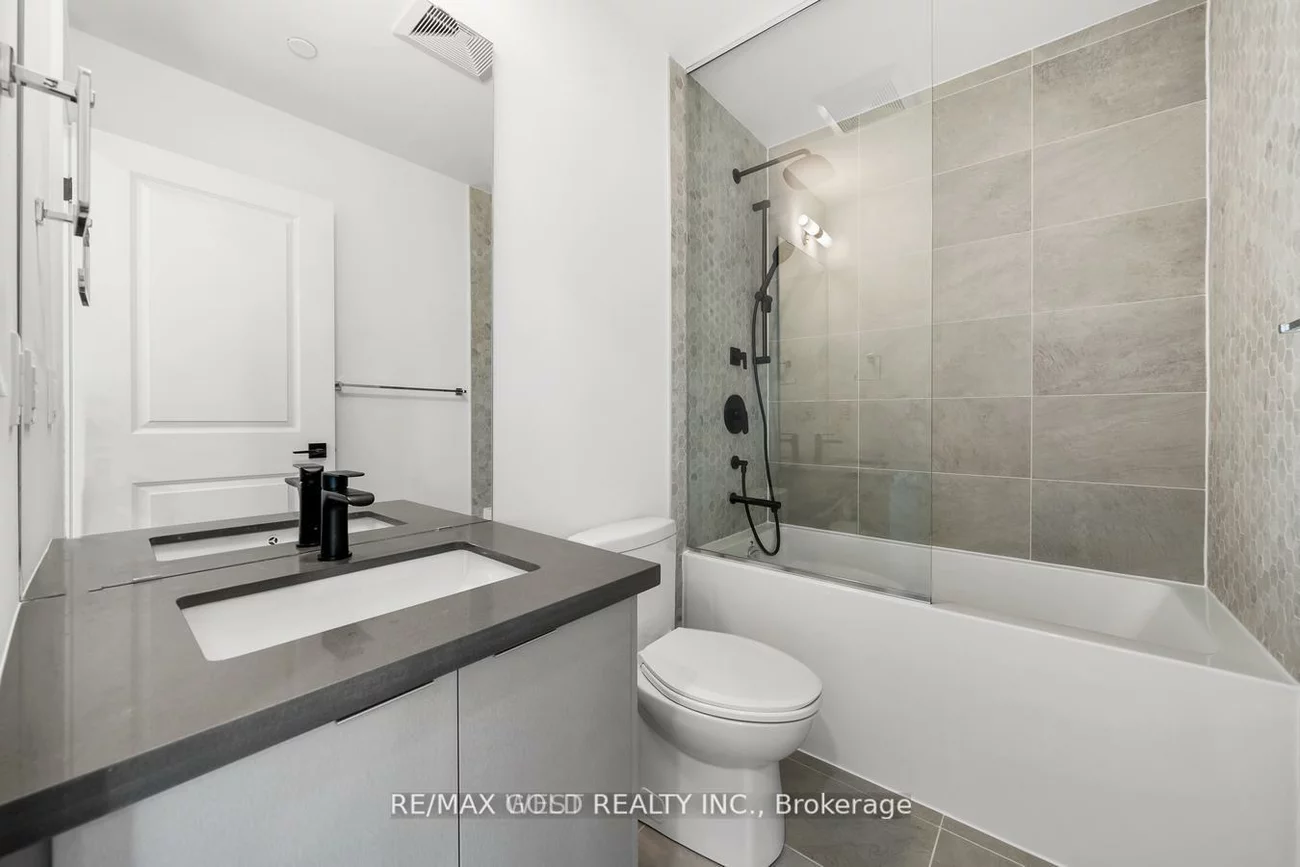 2489, Taunton, 1015 - RO River Oaks, Oakville