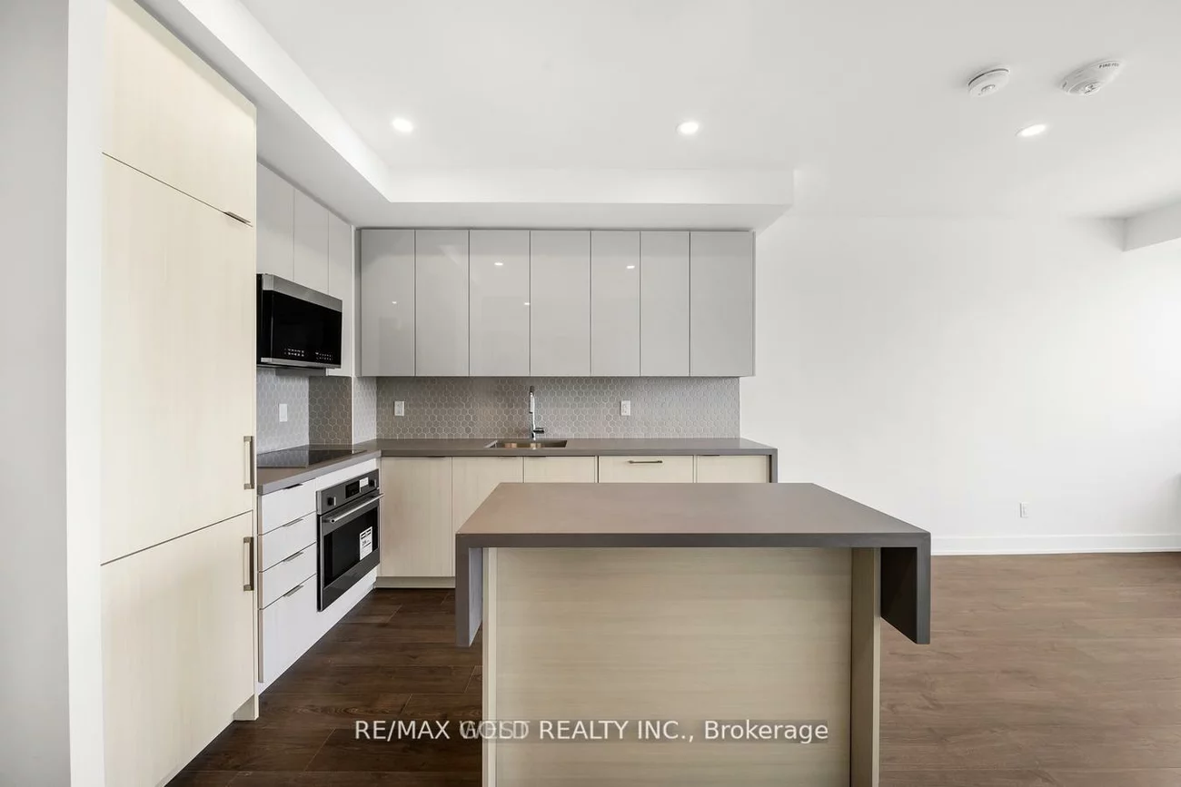 2489, Taunton, 1015 - RO River Oaks, Oakville