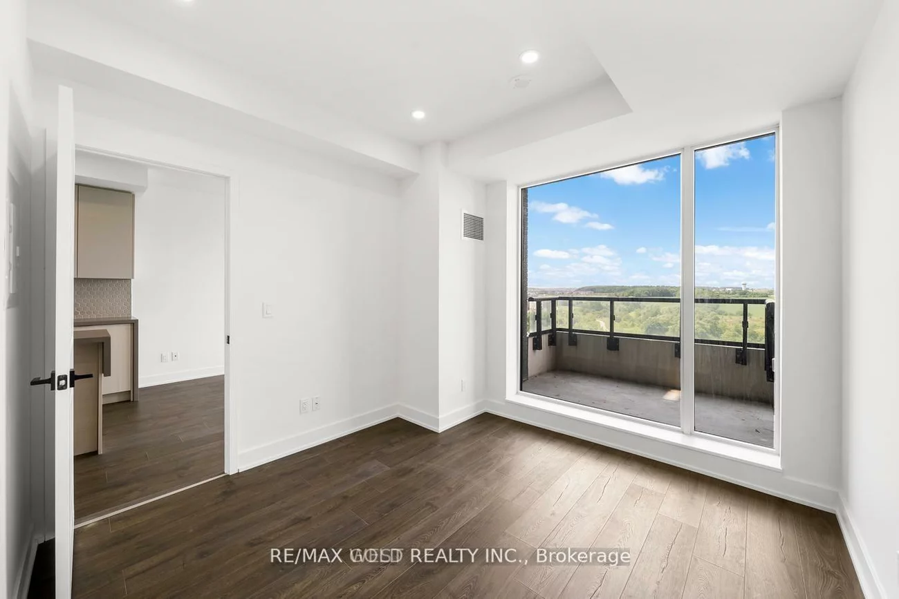 2489, Taunton, 1015 - RO River Oaks, Oakville