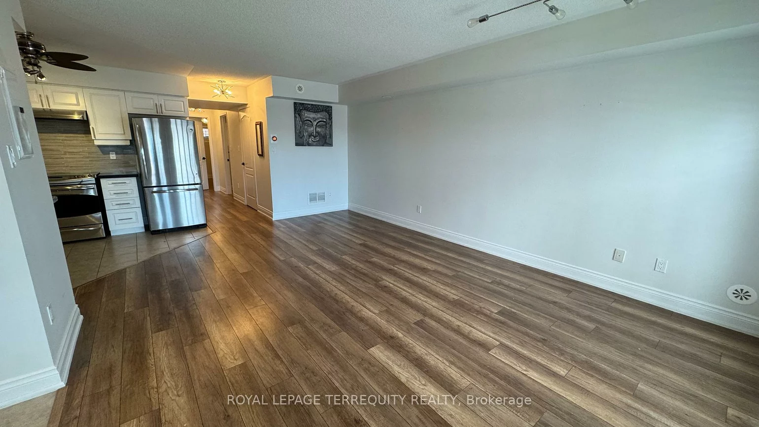 2450, Post, 1015 - RO River Oaks, Oakville