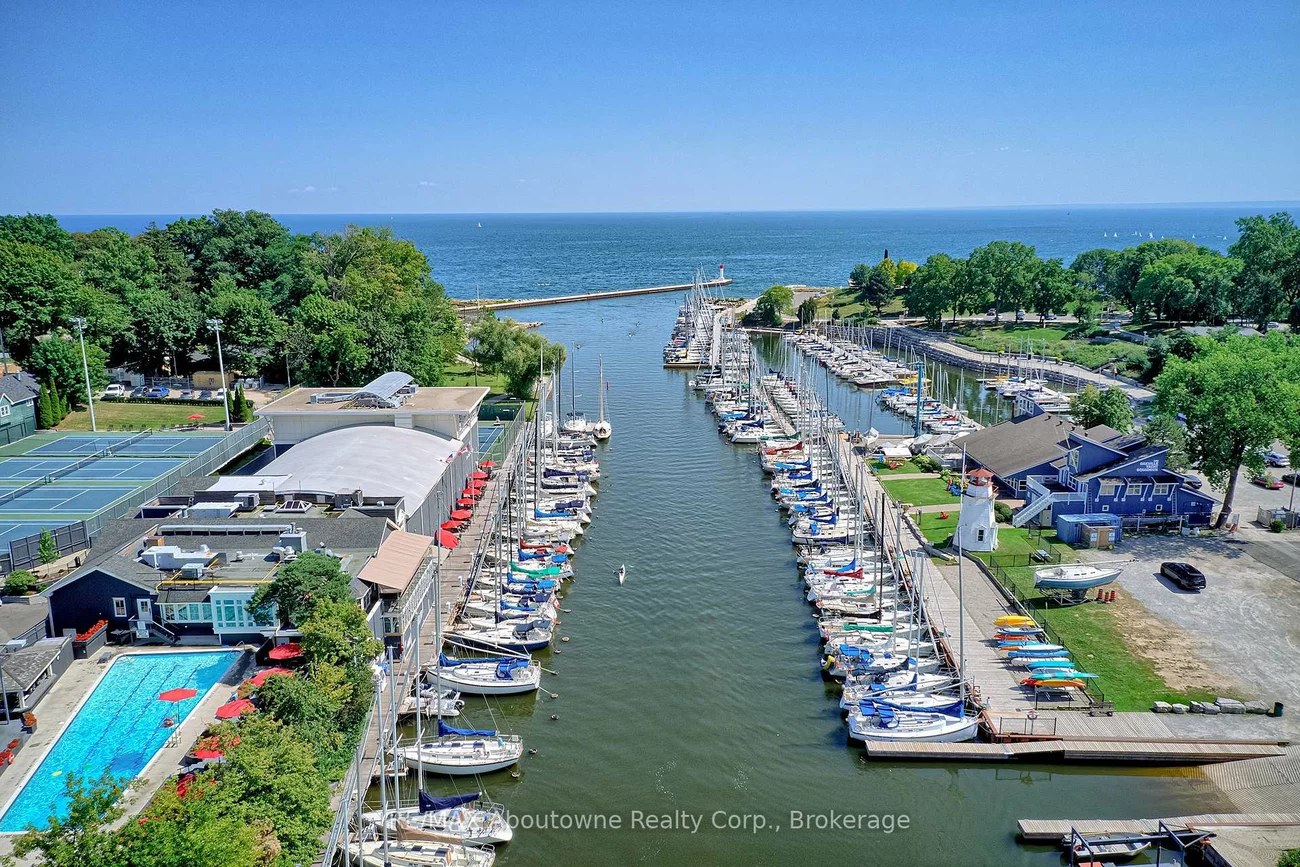 100, Lakeshore, 1013 - OO Old Oakville, Oakville