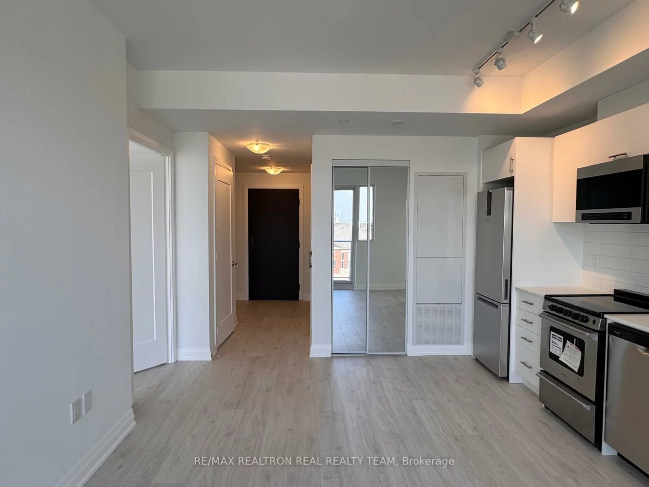 412, Silver Maple, 1010 - JM Joshua Meadows, Oakville