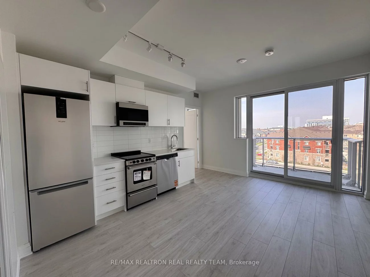 412, Silver Maple, 1010 - JM Joshua Meadows, Oakville