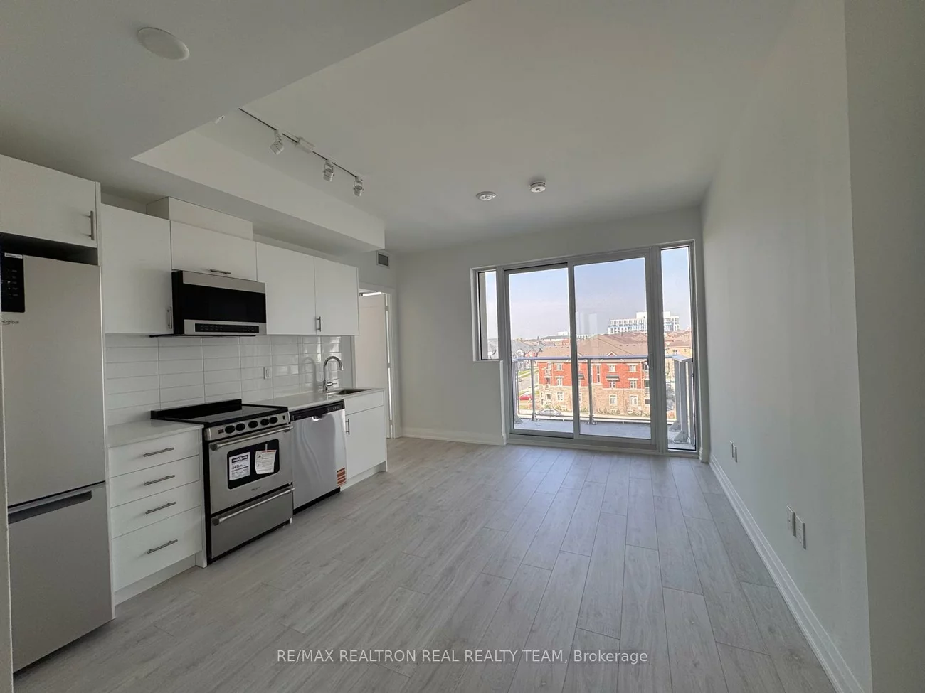 412, Silver Maple, 1010 - JM Joshua Meadows, Oakville