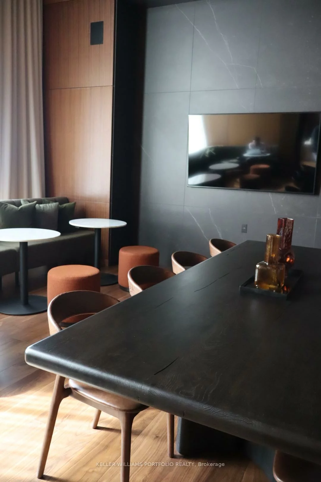 3240, William Coltson, 1010 - JM Joshua Meadows, Oakville