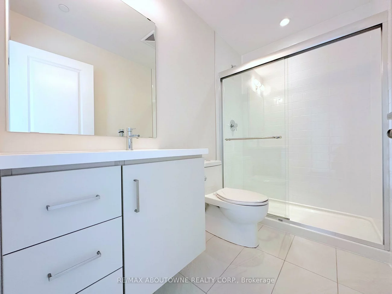 2333, Taunton, 1015 - RO River Oaks, Oakville