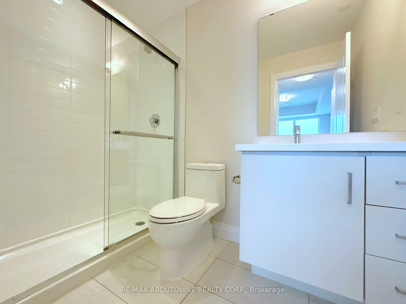 2333, Taunton, 1015 - RO River Oaks, Oakville