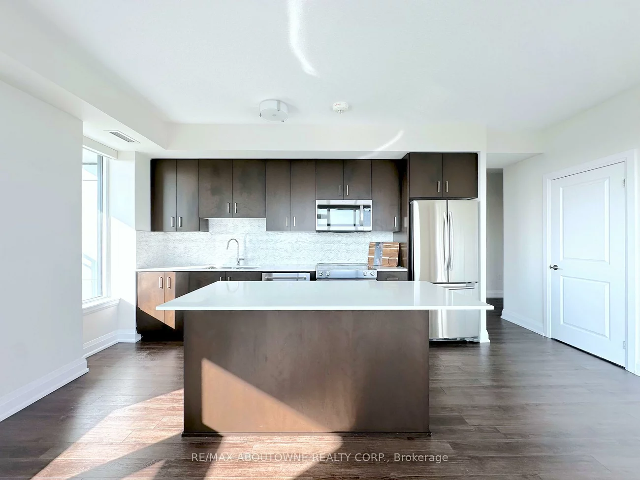 2333, Taunton, 1015 - RO River Oaks, Oakville
