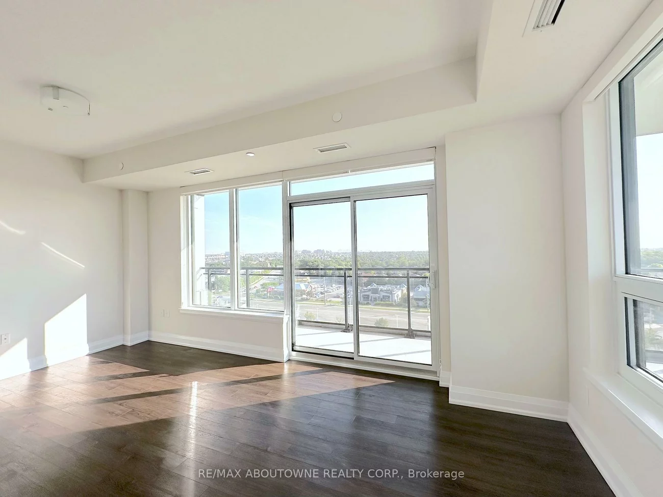 2333, Taunton, 1015 - RO River Oaks, Oakville