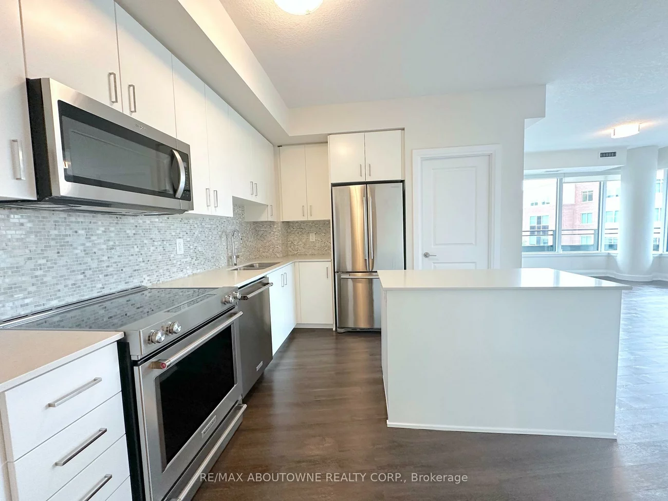 2333, Taunton, 1015 - RO River Oaks, Oakville