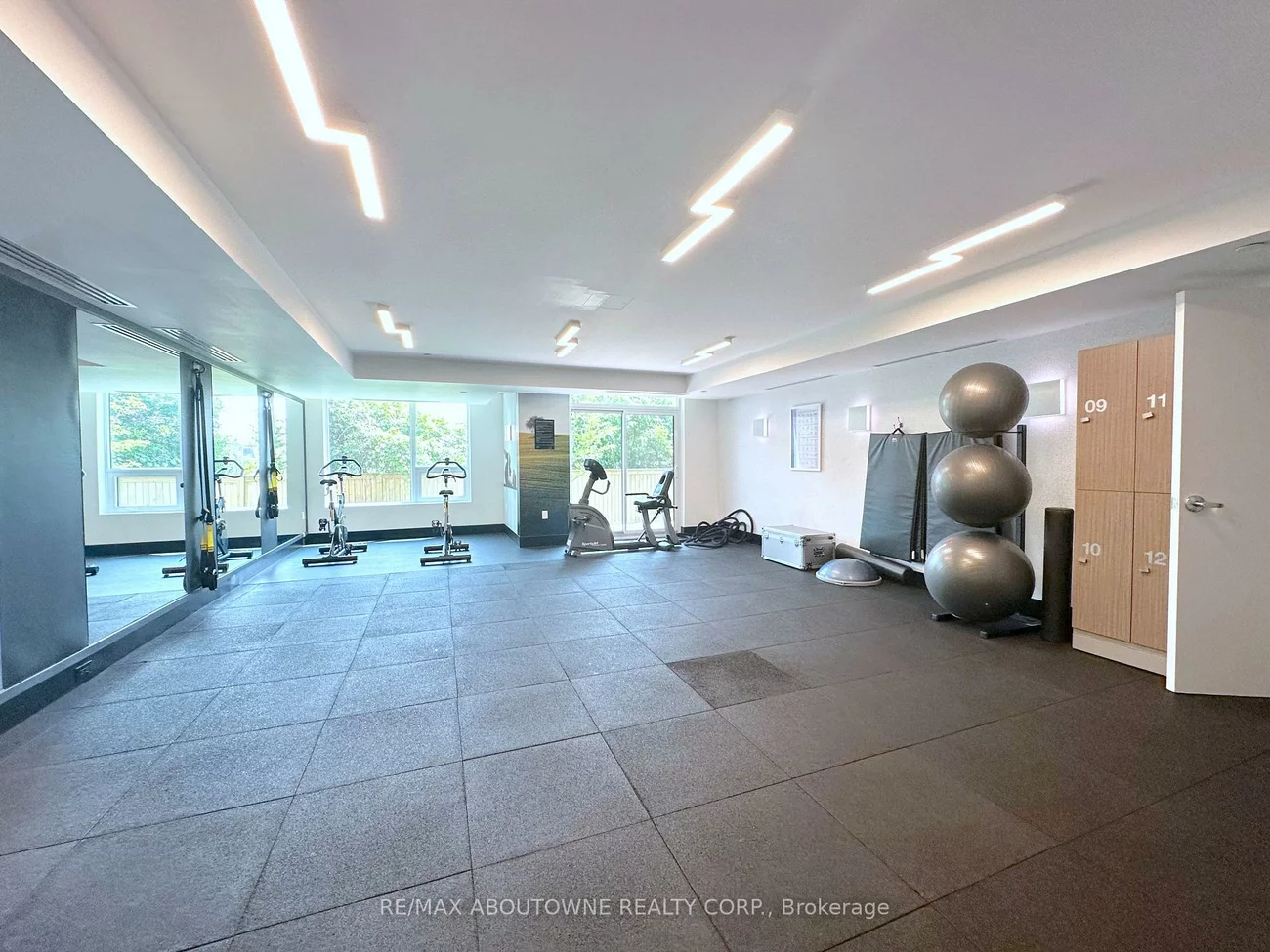 2333, Taunton, 1015 - RO River Oaks, Oakville