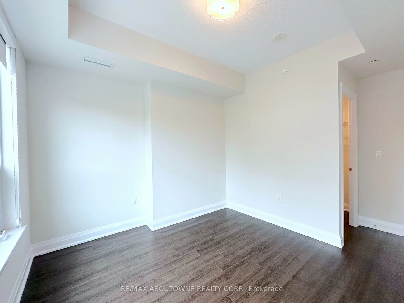 2333, Taunton, 1015 - RO River Oaks, Oakville
