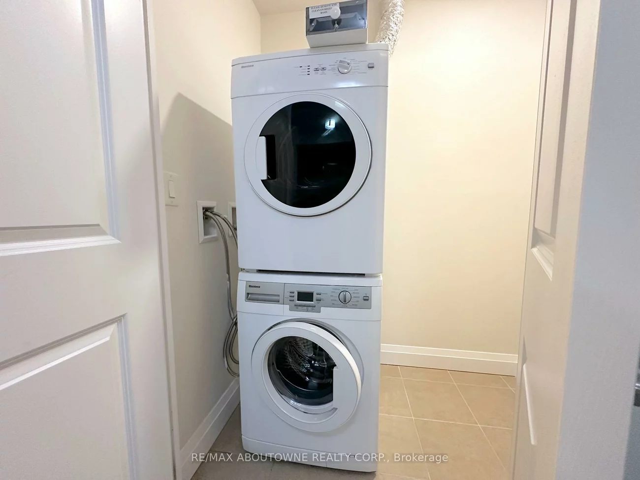 2333, Taunton, 1015 - RO River Oaks, Oakville