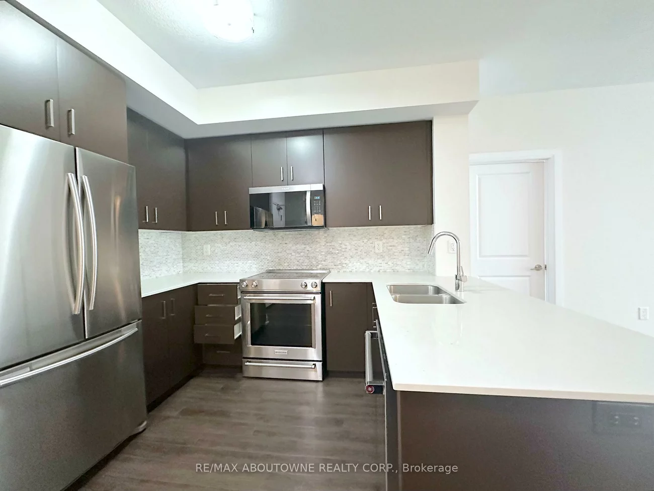 2333, Taunton, 1015 - RO River Oaks, Oakville