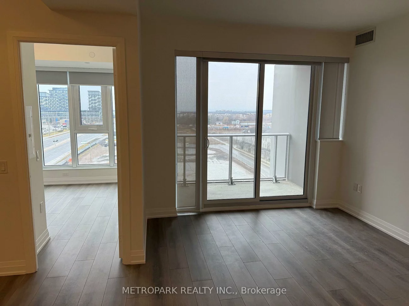 412, Silver Maple, 1010 - JM Joshua Meadows, Oakville