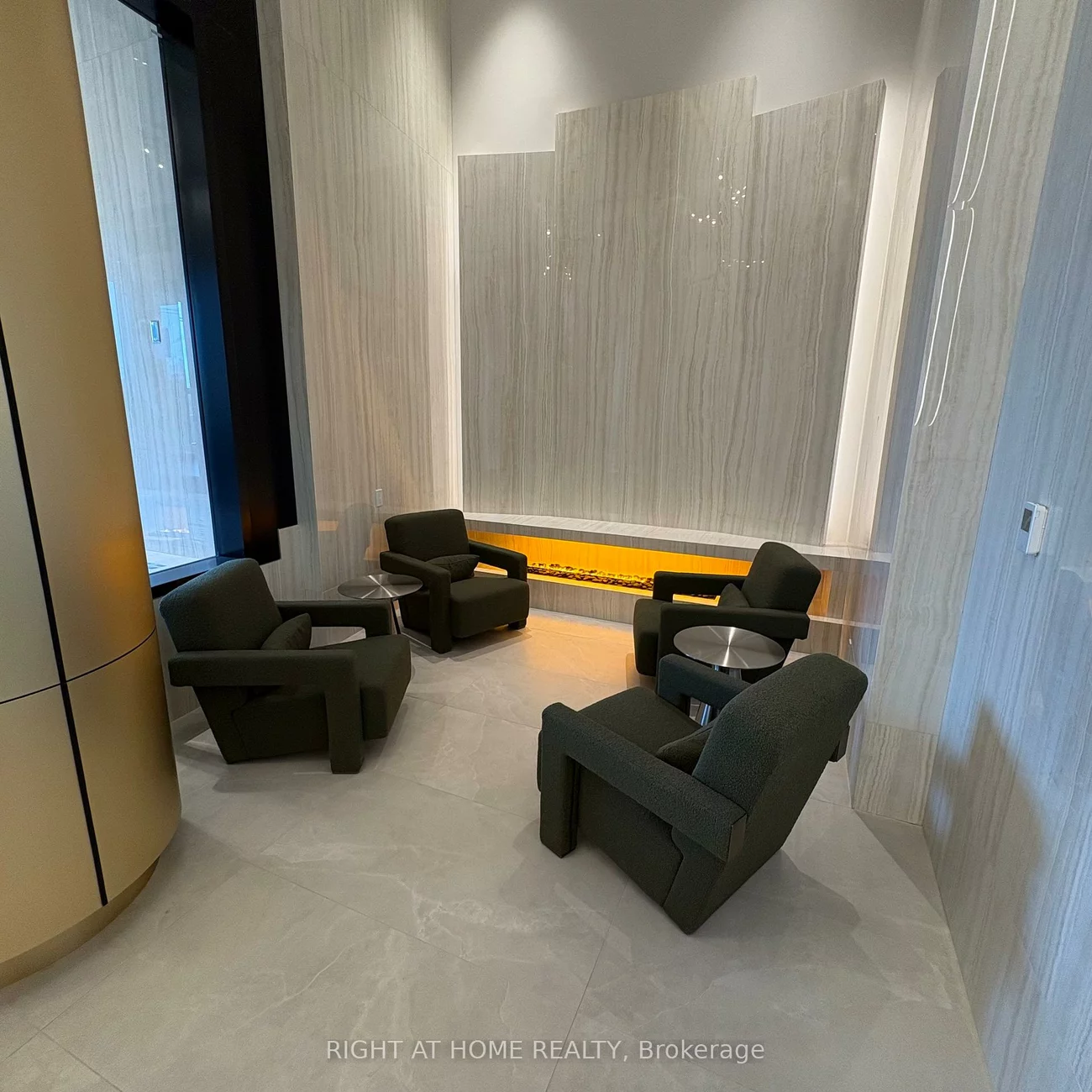 3240, William Coltson, 1010 - JM Joshua Meadows, Oakville
