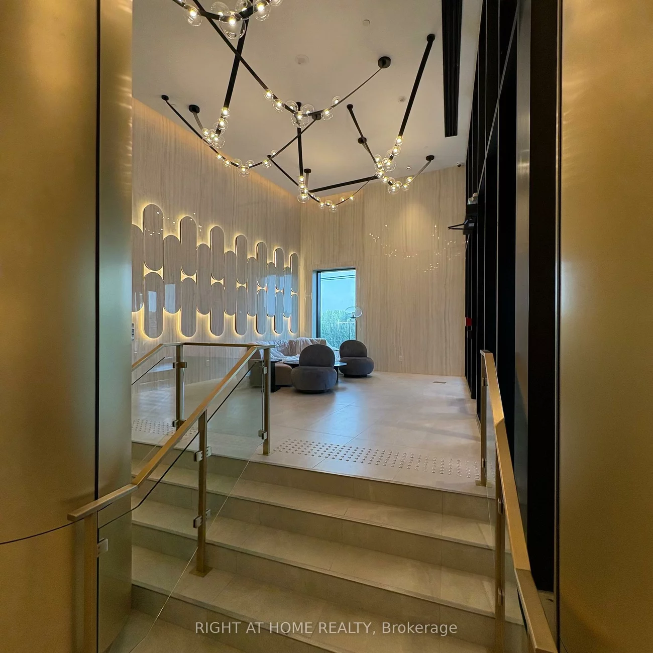 3240, William Coltson, 1010 - JM Joshua Meadows, Oakville