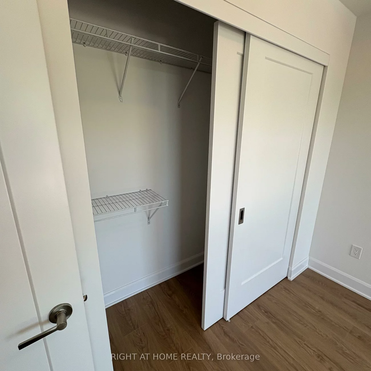 3240, William Coltson, 1010 - JM Joshua Meadows, Oakville