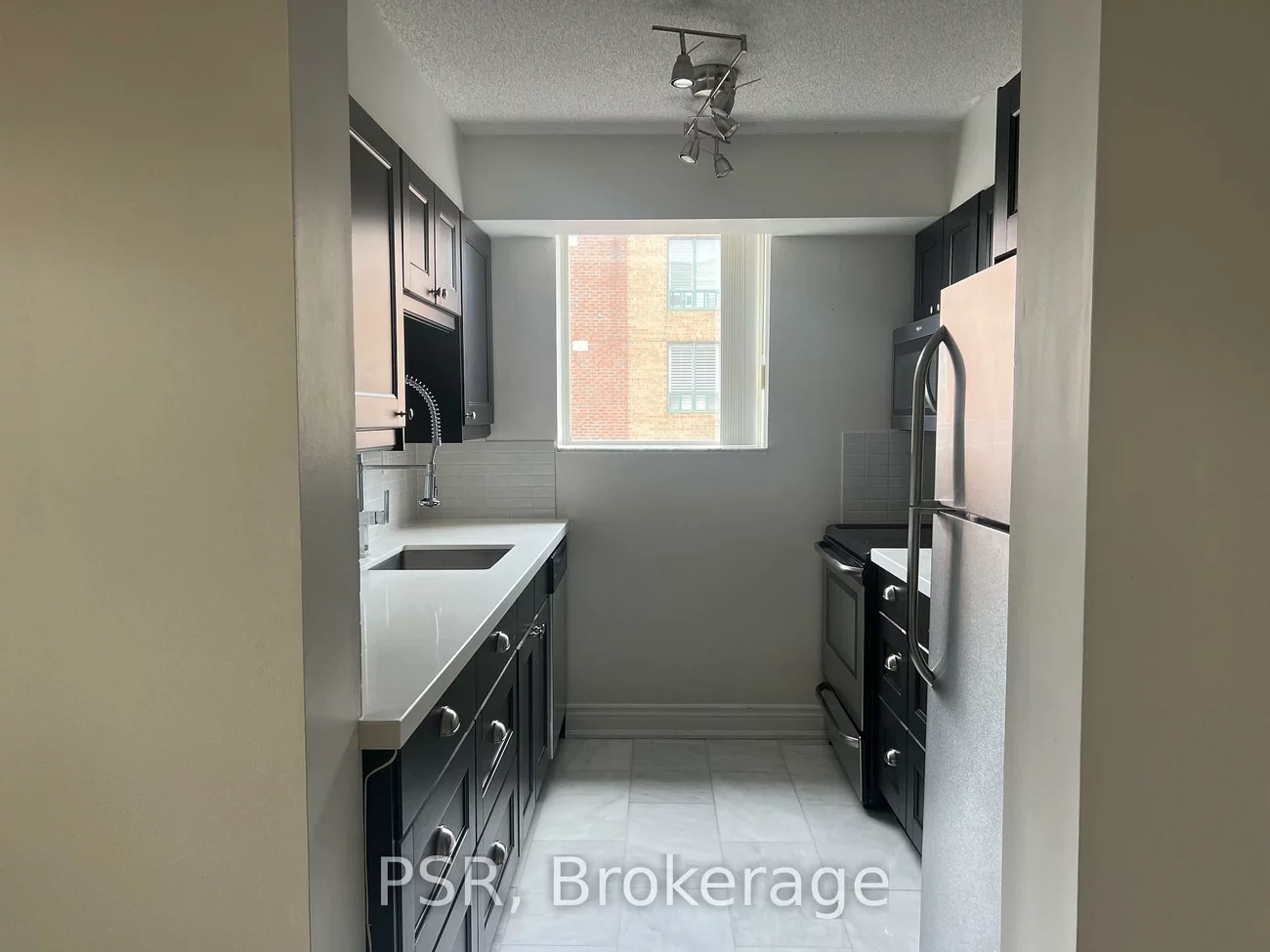 185, Robinson, 1013 - OO Old Oakville, Oakville
