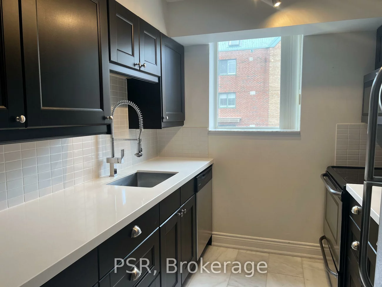 185, Robinson, 1013 - OO Old Oakville, Oakville