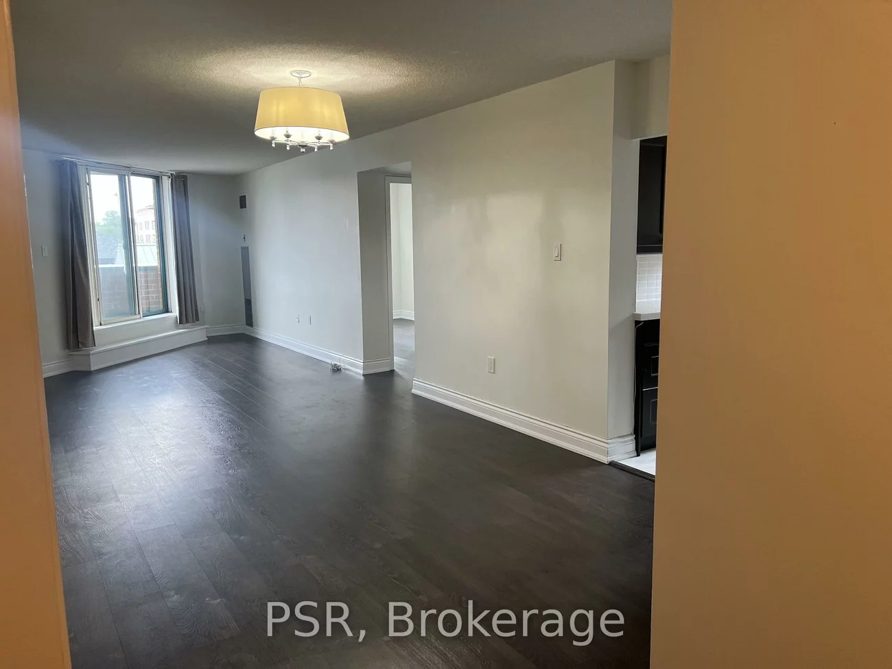 185, Robinson, 1013 - OO Old Oakville, Oakville