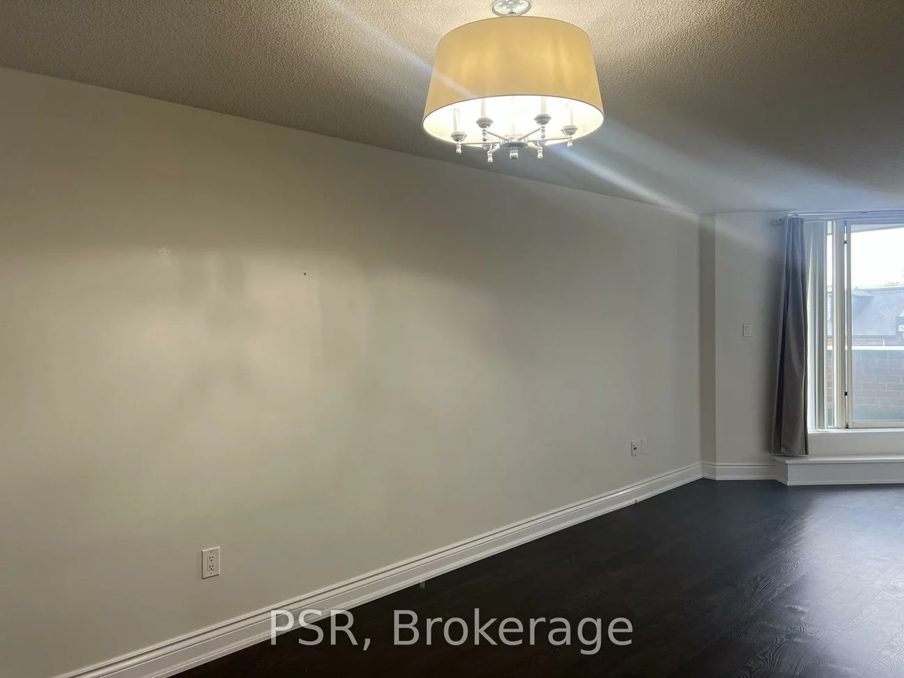 185, Robinson, 1013 - OO Old Oakville, Oakville